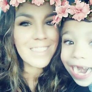 Meet your Posher, Kelli